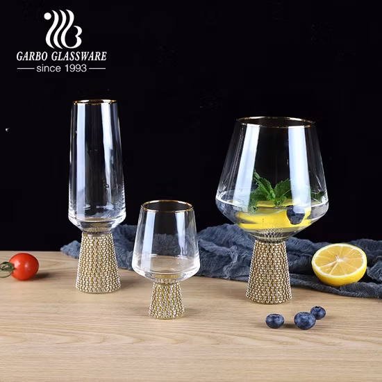 a New Type of Glass Wine Cup with Unique Design, Handblown Light Luxury Vintage Wine Cup